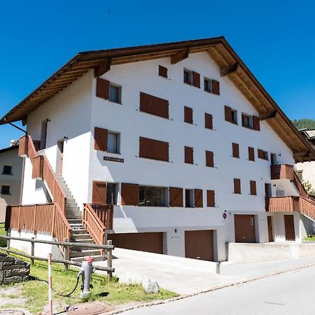 Chesa La Giunfra - Celerina Apartment Celerina/Schlarigna ภายนอก รูปภาพ