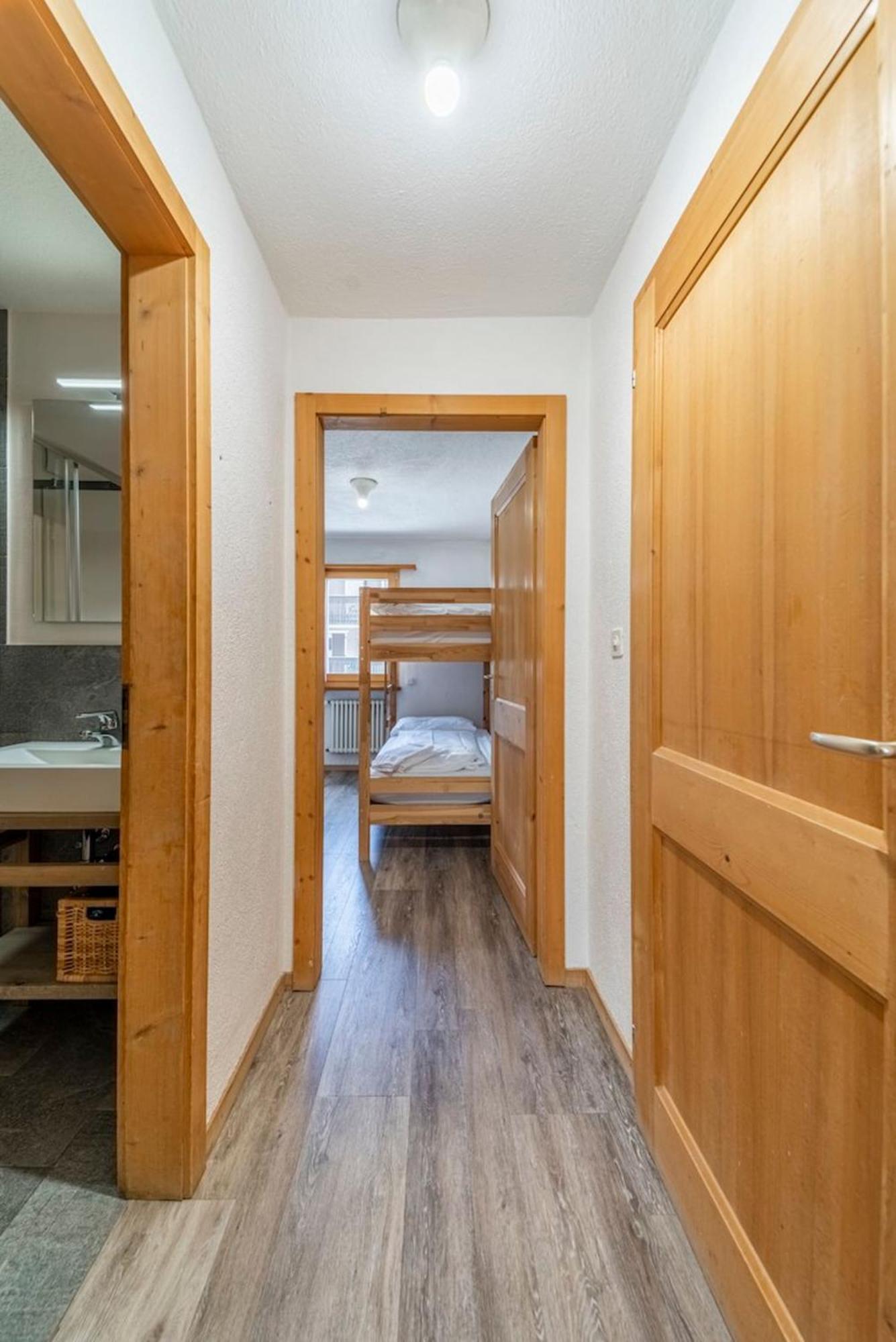 Chesa La Giunfra - Celerina Apartment Celerina/Schlarigna ภายนอก รูปภาพ