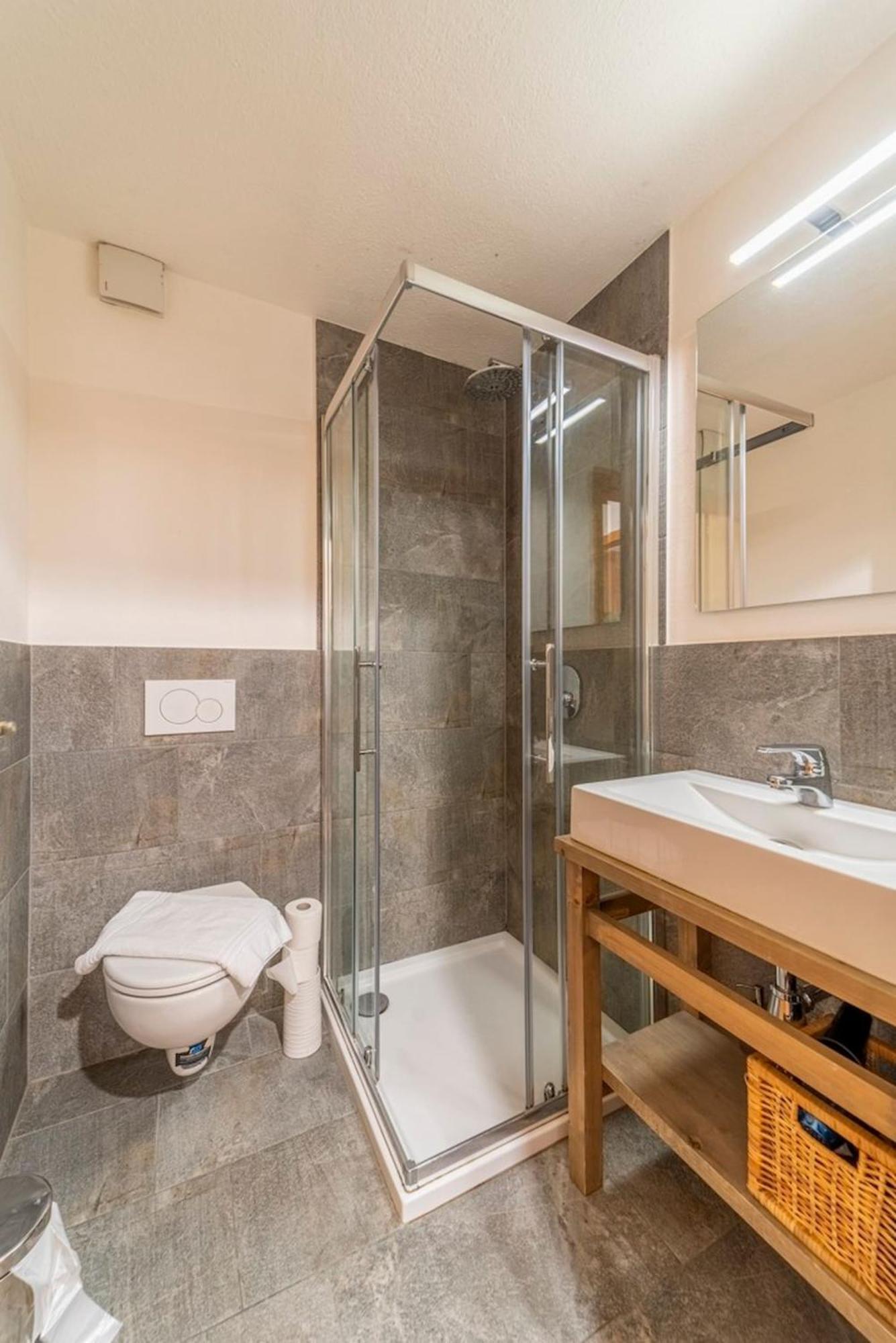 Chesa La Giunfra - Celerina Apartment Celerina/Schlarigna ภายนอก รูปภาพ