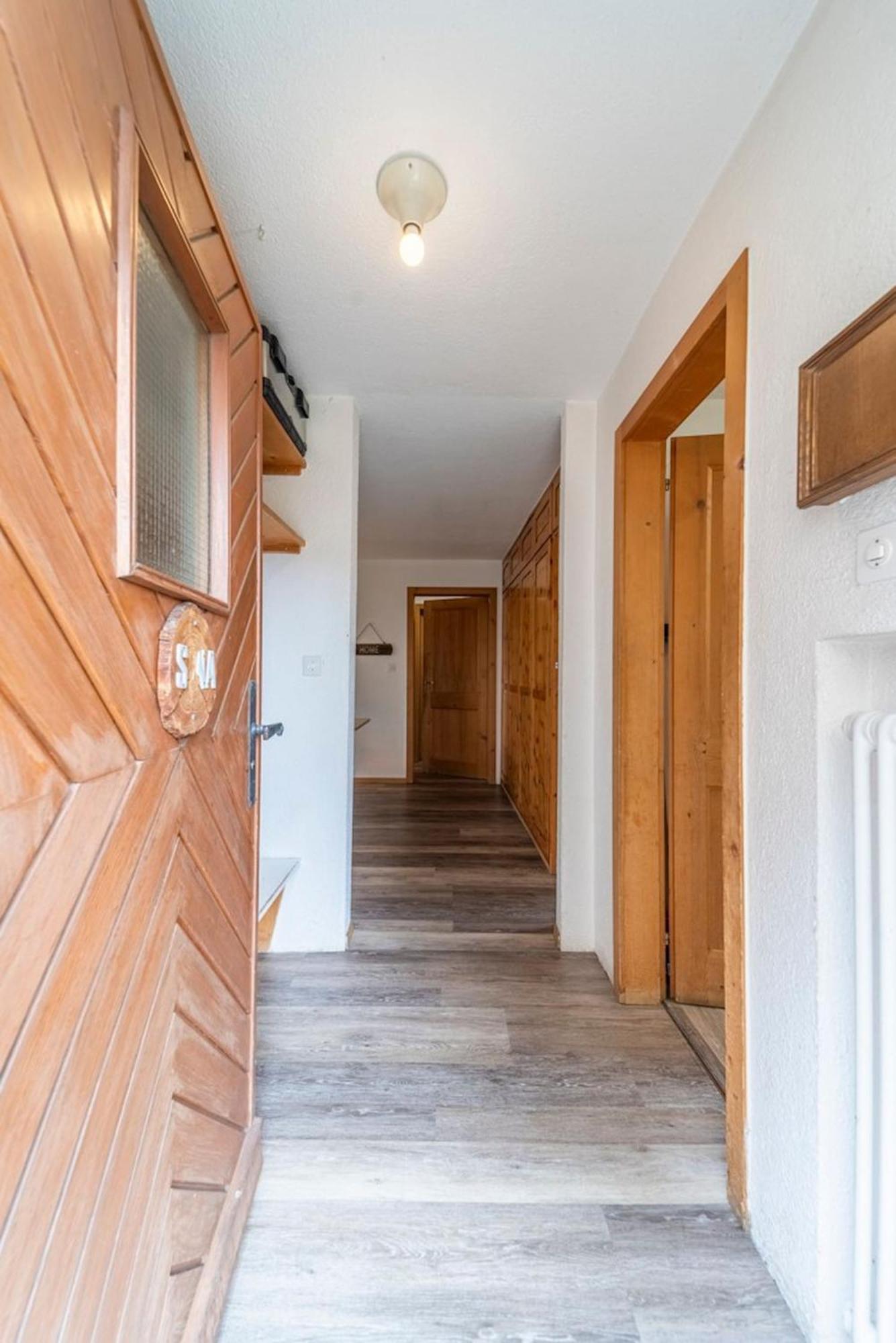 Chesa La Giunfra - Celerina Apartment Celerina/Schlarigna ภายนอก รูปภาพ