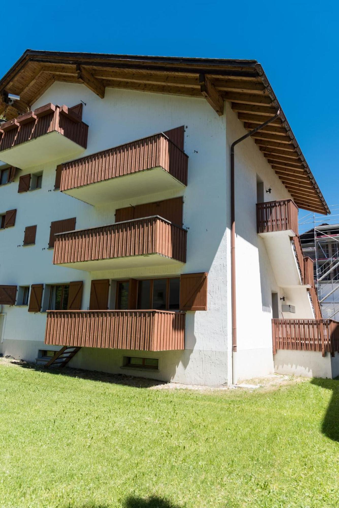 Chesa La Giunfra - Celerina Apartment Celerina/Schlarigna ภายนอก รูปภาพ