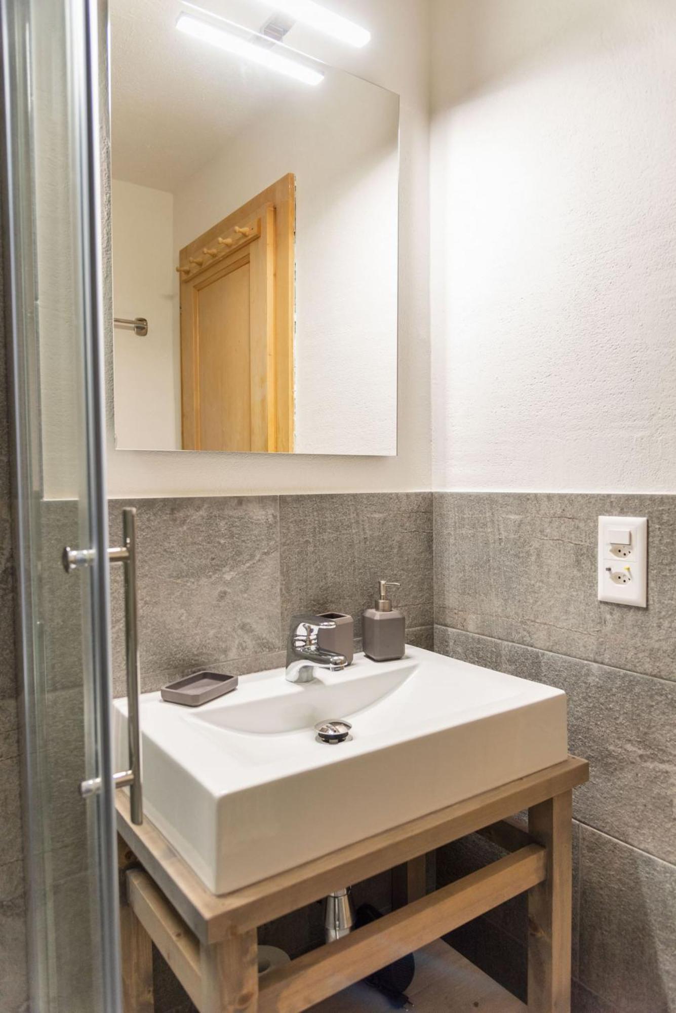 Chesa La Giunfra - Celerina Apartment Celerina/Schlarigna ภายนอก รูปภาพ